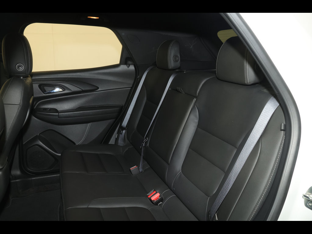 Used 2023 Chevrolet TrailBlazer ACTIV w/ Sun and Liftgate Package AWD/4WD image 31