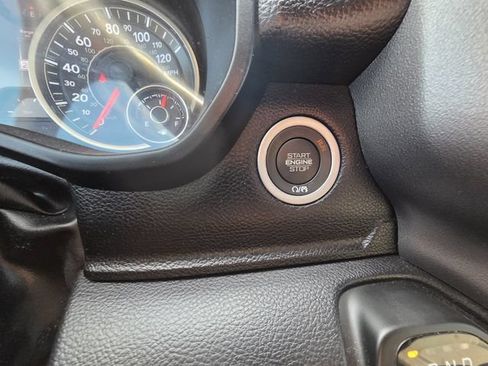 Used 2022 RAM 1500 Big Horn RWD image 19