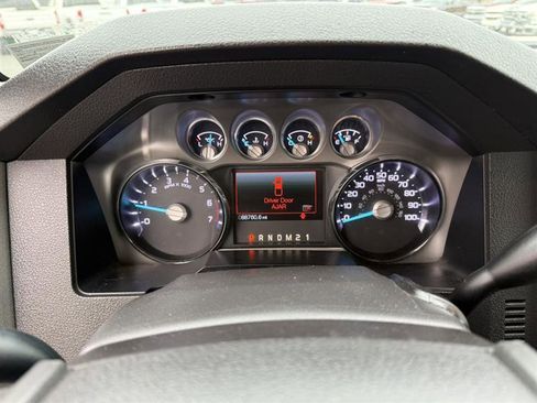 Used 2014 Ford F250 Lariat w/ Chrome Package image 34