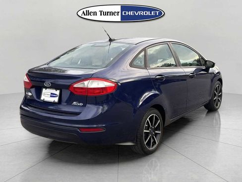 Used 2016 Ford Fiesta SE image 5