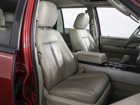 Used 2013 Ford Expedition Limited AWD/4WD image 31