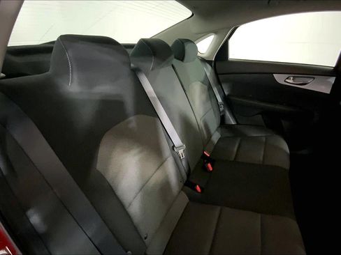 Certified 2024 Kia Forte LXS w/ LXS Technology Package image 23