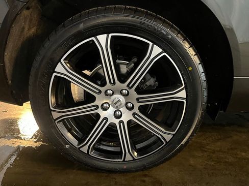 Used 2019 Volvo XC60 T5 Inscription image 31