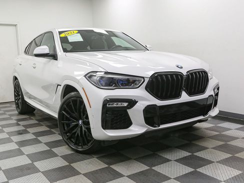 Used 2021 BMW X6 M50i w/ Executive Package AWD/4WD image 2