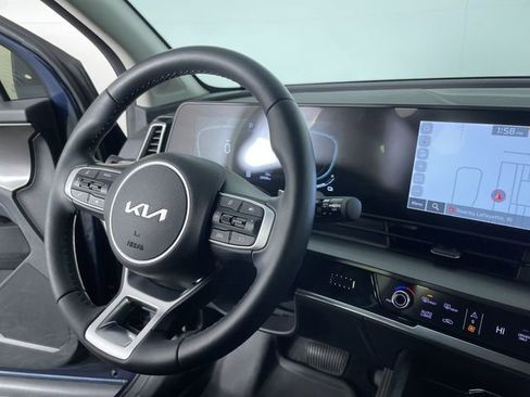 Used 2023 Kia Sportage EX image 28