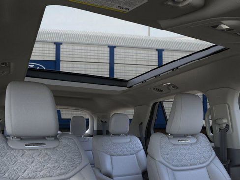 New 2026 Ford Explorer Platinum w/ LUX Leather Package AWD/4WD image 44