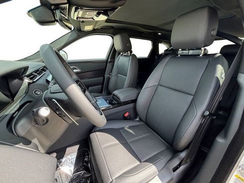 New 2026 Land Rover Range Rover Velar Dynamic SE image 11