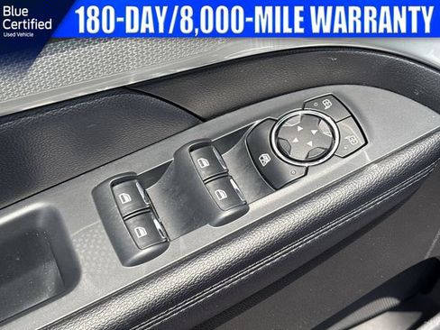 Used 2017 Ford Explorer XLT w/ Equipment Group 201A FWD image 22