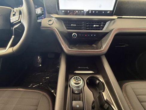 Certified 2025 Ford Explorer ST-Line AWD/4WD image 15
