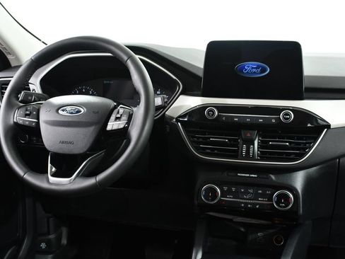 Used 2022 Ford Escape SE w/ SE Sport Appearance Package AWD/4WD image 8