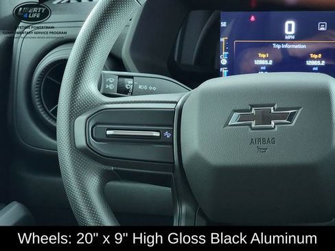 Used 2023 Chevrolet Colorado Trail Boss AWD/4WD image 25