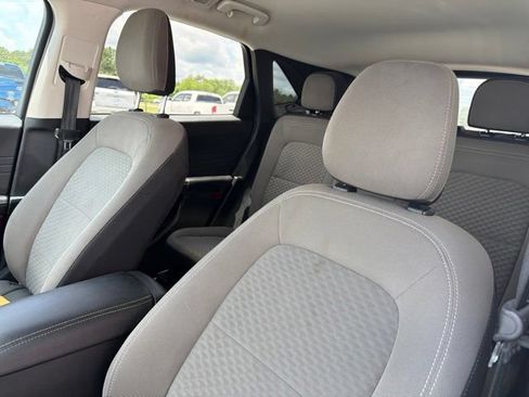 Used 2022 Ford Escape SE w/ Convenience Package FWD image 12