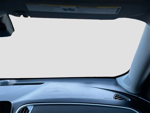 Used 2023 Chevrolet Malibu LT image 23