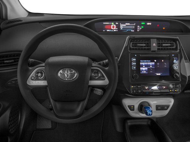 Used 2016 Toyota Prius Four FWD image 7