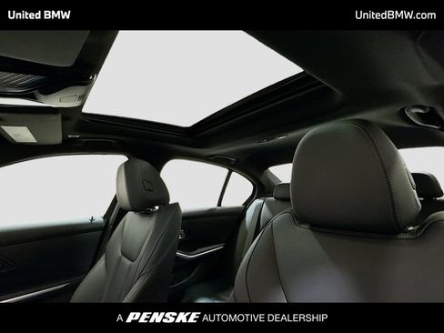 Used 2025 BMW 330i Sedan w/ M Sport Package RWD image 12
