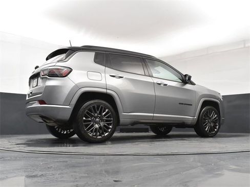 Certified 2022 Jeep Compass High Altitude image 24