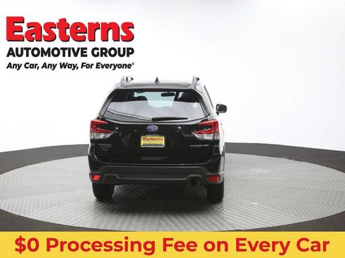 Used 2023 Subaru Forester Premium AWD/4WD image 41