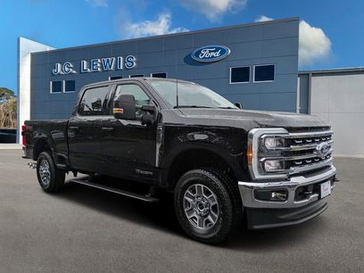 New 2026 Ford F250 Lariat w/ Lariat Ultimate Package