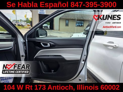 Used 2025 Jeep Compass Limited AWD/4WD image 38