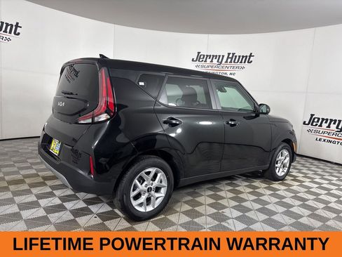 Used 2025 Kia Soul S image 5
