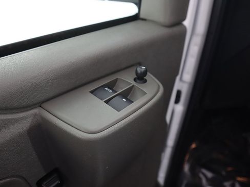 Used 2024 GMC Savana 2500 w/ Driver Convenience Package image 24