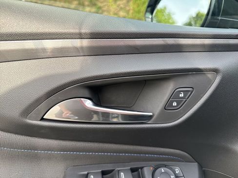 New 2026 Buick Envista Sport Touring w/ Convenience I Package FWD image 17