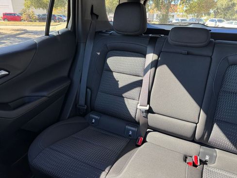 Used 2025 Chevrolet Equinox LT image 39
