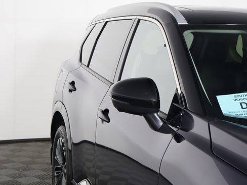 Used 2024 Nissan Rogue Platinum w/ Platinum Premium Package image 14