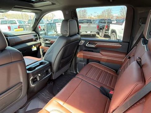 New 2026 GMC Sierra 3500 Denali Ultimate AWD/4WD image 40