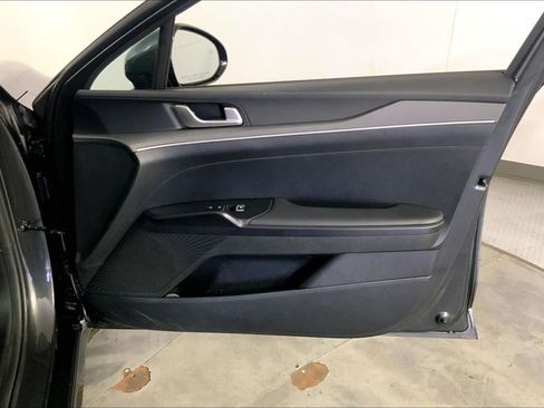 Certified 2025 Kia K5 LXS FWD image 25
