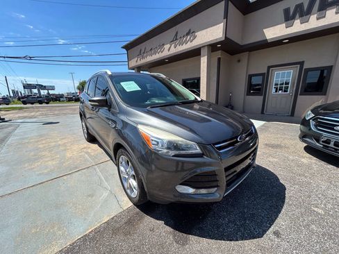 Used 2016 Ford Escape Titanium w/ Equipment Group 301A FWD image 6