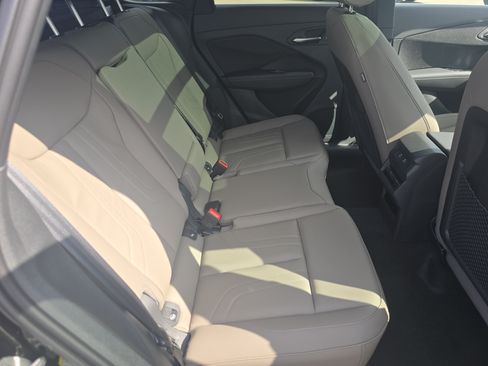 New 2026 Audi Q3 quattro 2.0T AWD/4WD image 18
