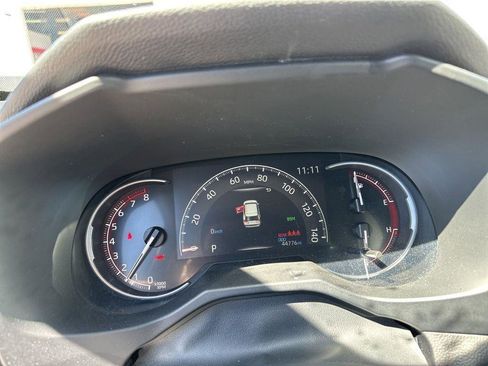 Used 2024 Toyota RAV4 XLE FWD image 7