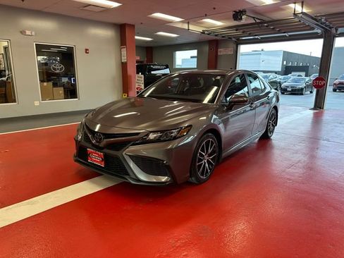 Certified 2024 Toyota Camry SE w/ Cold Weather Package image 7