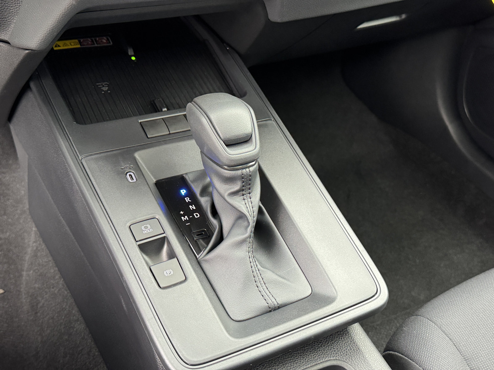 New 2026 Toyota Corolla Cross LE FWD image 19