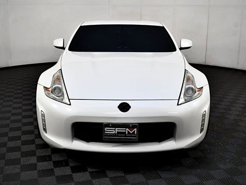 Used 2013 Nissan 370Z Touring w/ Sport Pkg image 3