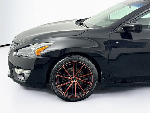 Used 2014 Nissan Altima 2.5 SV FWD image 38