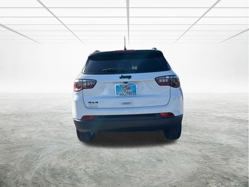 Certified 2023 Jeep Compass Altitude w/ Convenience Group image 5