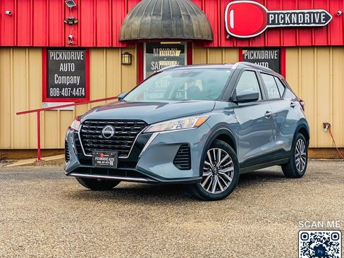 Used 2024 Nissan Kicks SV FWD image 2