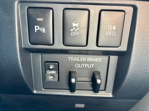 Used 2019 Toyota Tundra SR5 w/ TRD Sport Package AWD/4WD image 27