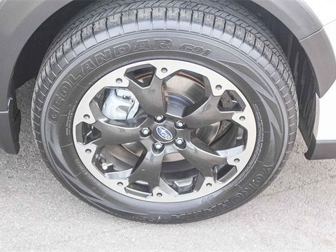 Used 2022 Subaru Crosstrek 2.0i Premium w/ Moonroof Package image 14