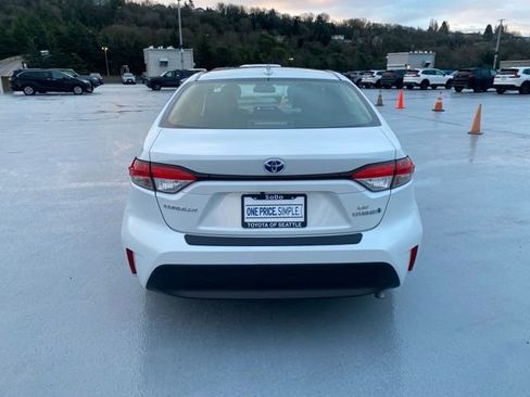 Certified 2023 Toyota Corolla LE image 7