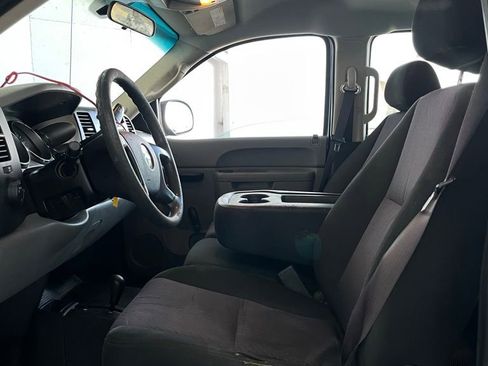 Used 2010 Chevrolet Silverado 2500 W/T image 15