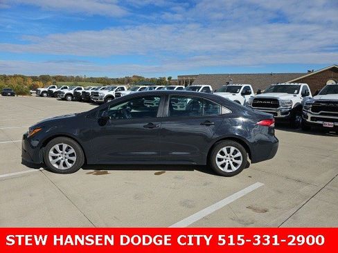 Used 2024 Toyota Corolla LE image 1