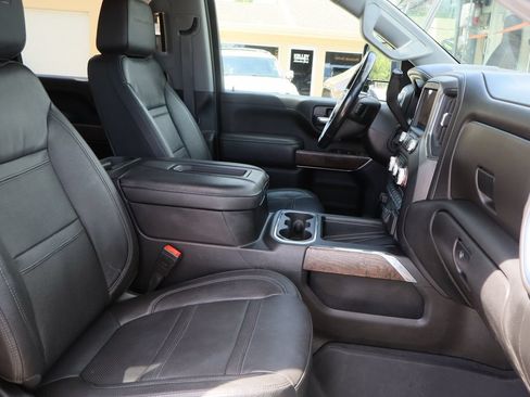 Used 2021 GMC Sierra 2500 Denali w/ Denali Ultimate Package AWD/4WD image 30