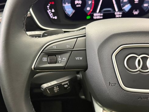 Certified 2025 Audi Q3 2.0T Premium image 19