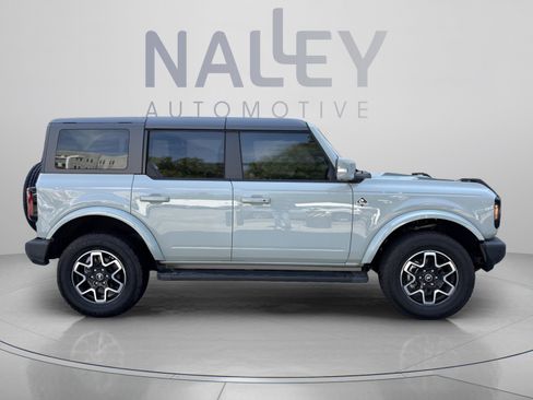 Used 2024 Ford Bronco Outer Banks AWD/4WD image 4