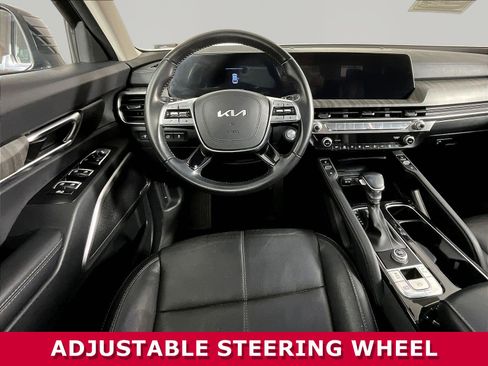 Used 2024 Kia Telluride EX w/ EX Captain's Chair Package FWD image 8