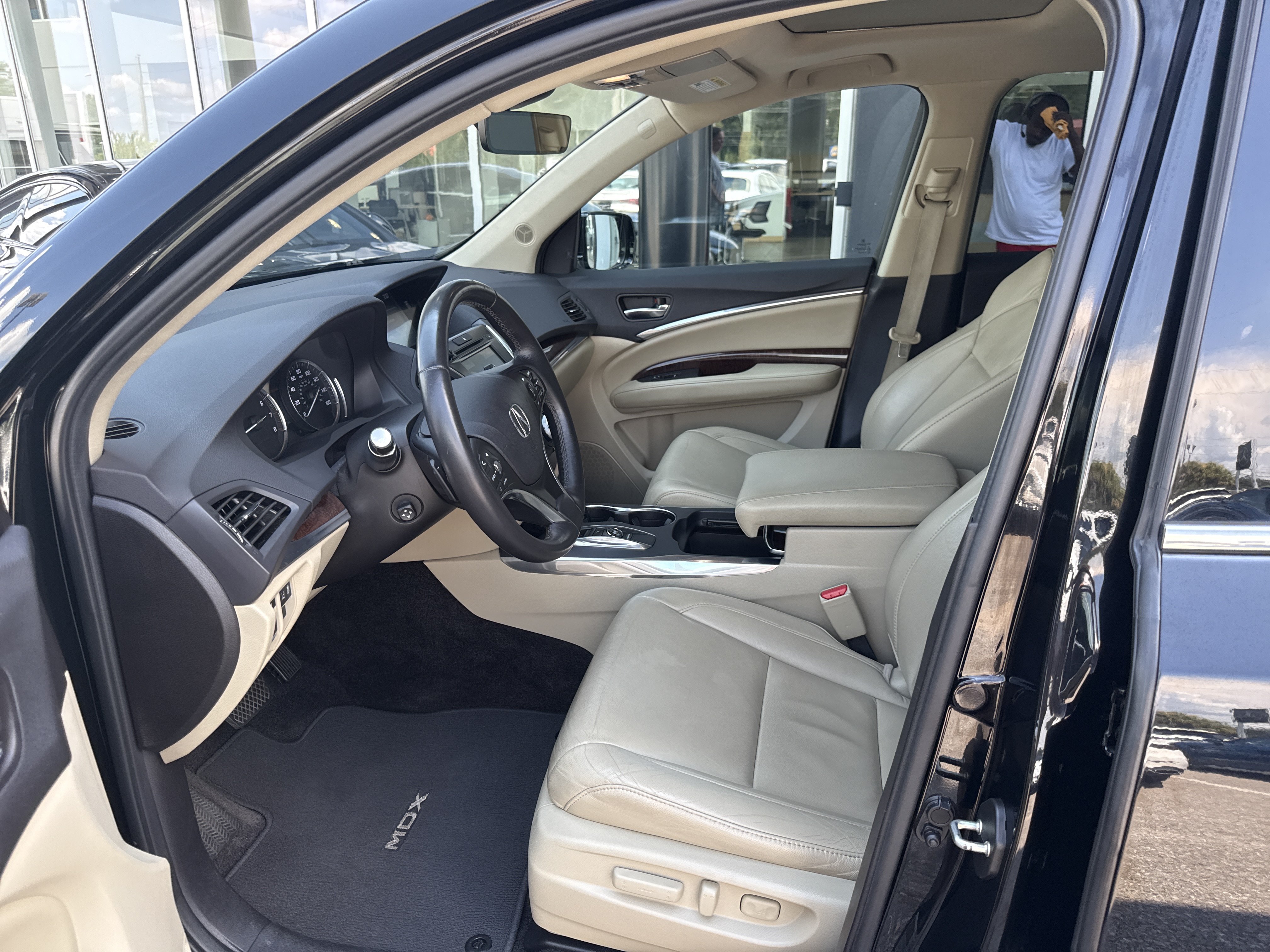 Used 2017 Acura MDX w/ Technology Package AWD/4WD image 2