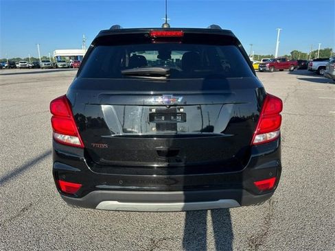 Certified 2021 Chevrolet Trax LT w/ Redline Edition image 4